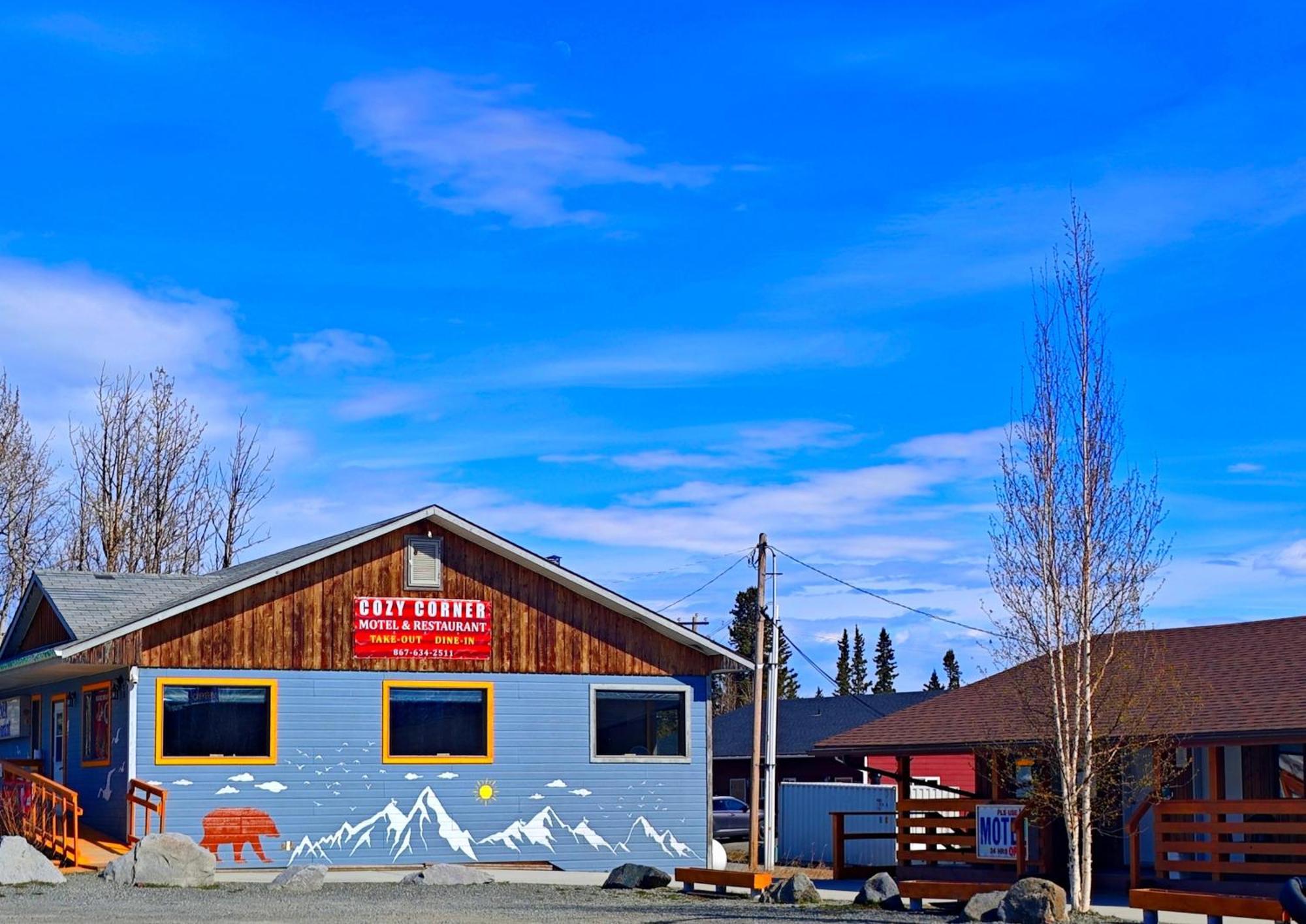 Cozy Corner Motel & Restaurant Haines Junction Exterior foto